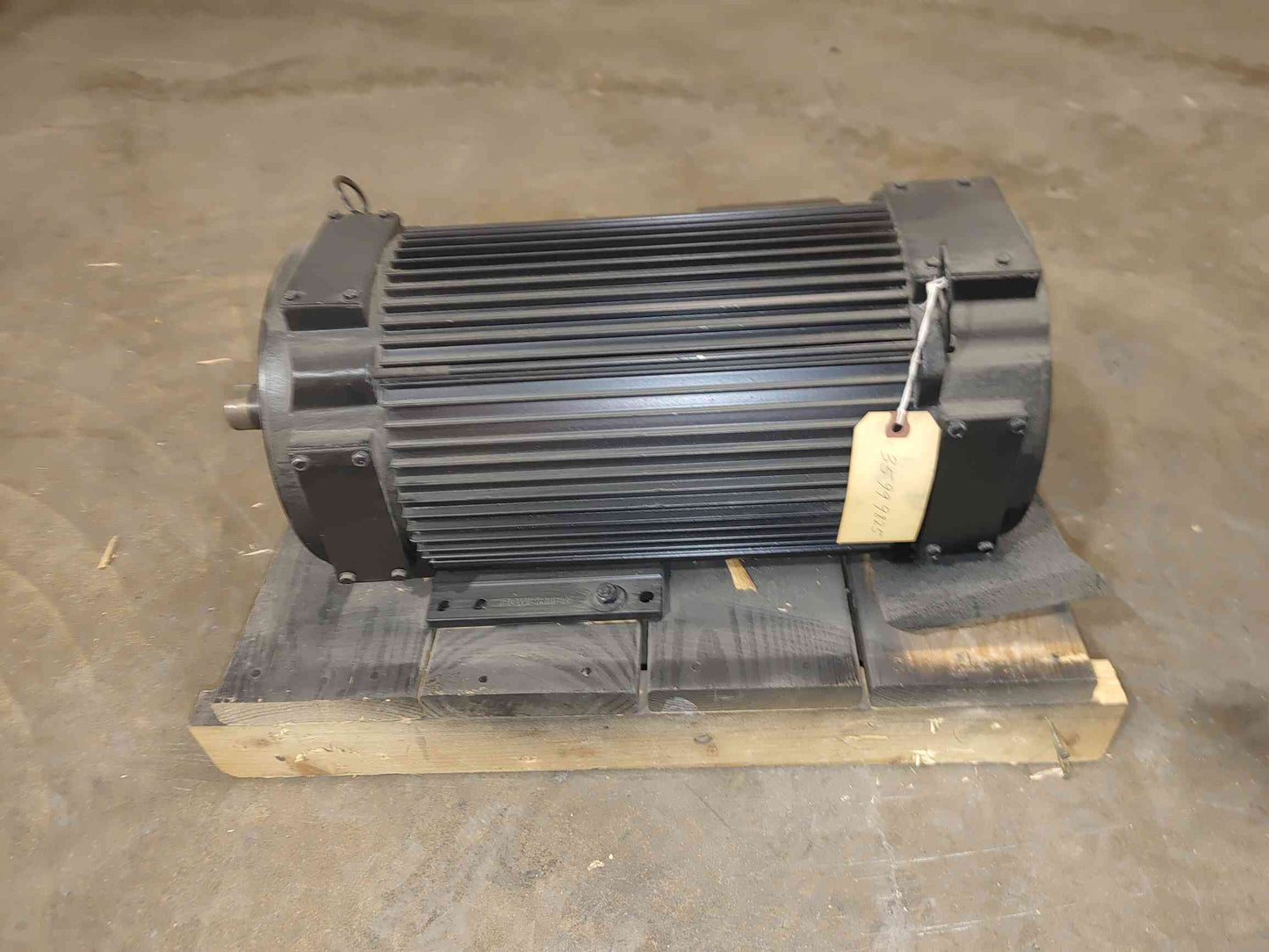 7.5HP Powertec Brushless Motor A18CMA1000100000 2500 RPM 640V Frame 184T (SKU: 111690)
