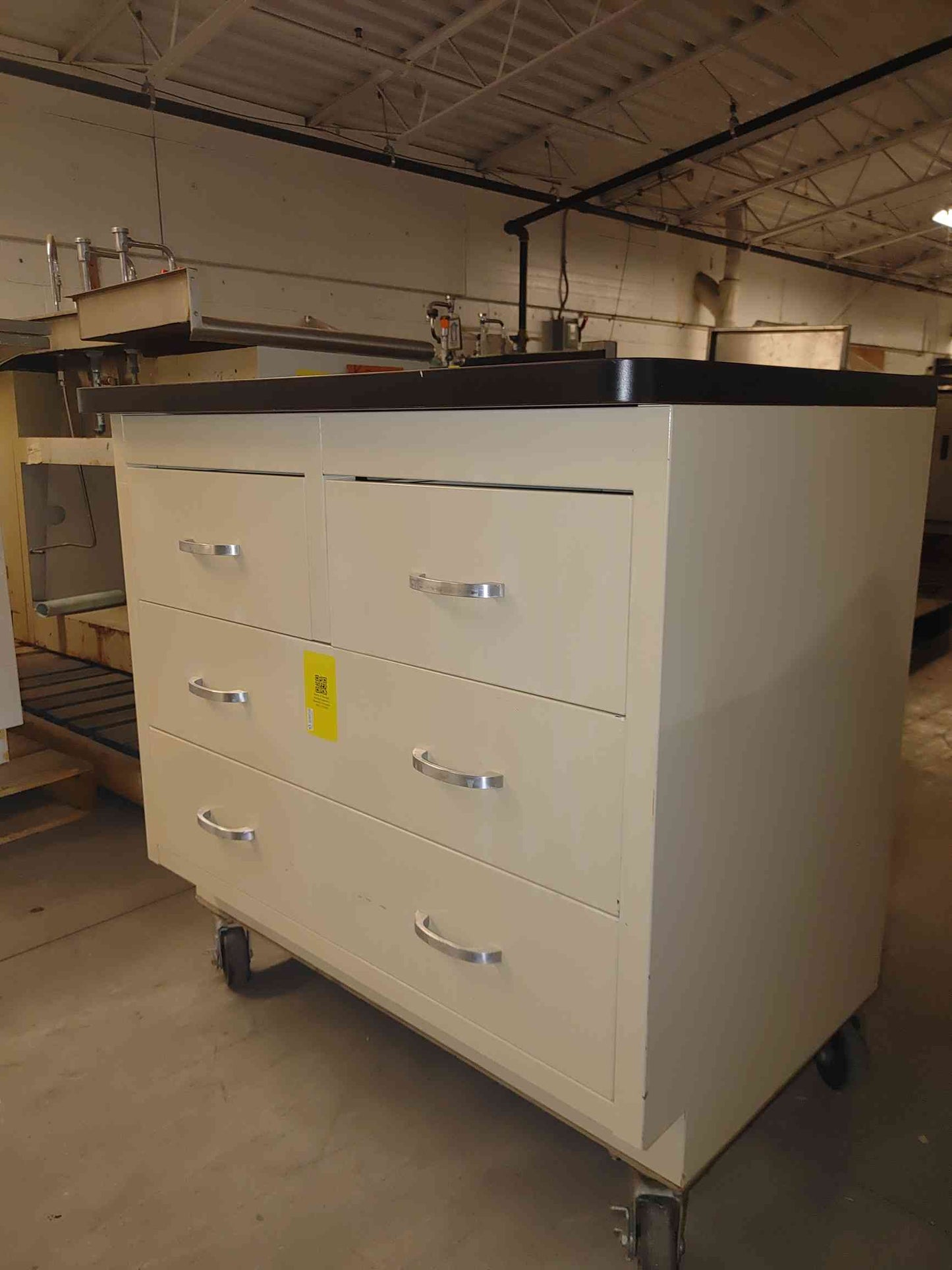 3' Duralab Rolling Casework Base W/ 4 Drawers Casters & Counter Top (SKU: 112100)
