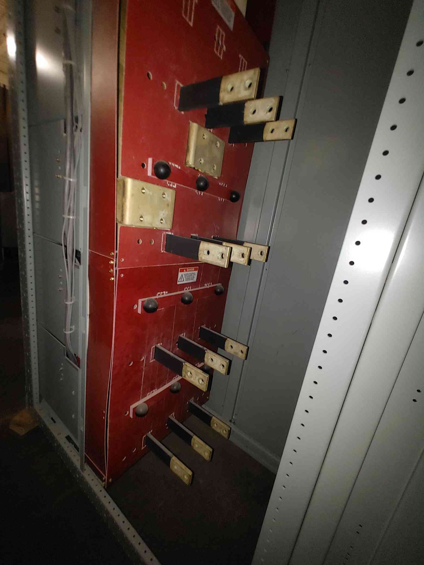 GE Power Break Switchboard 4x 800A SHF08B208H Power Break II Breakers 480V (112941)