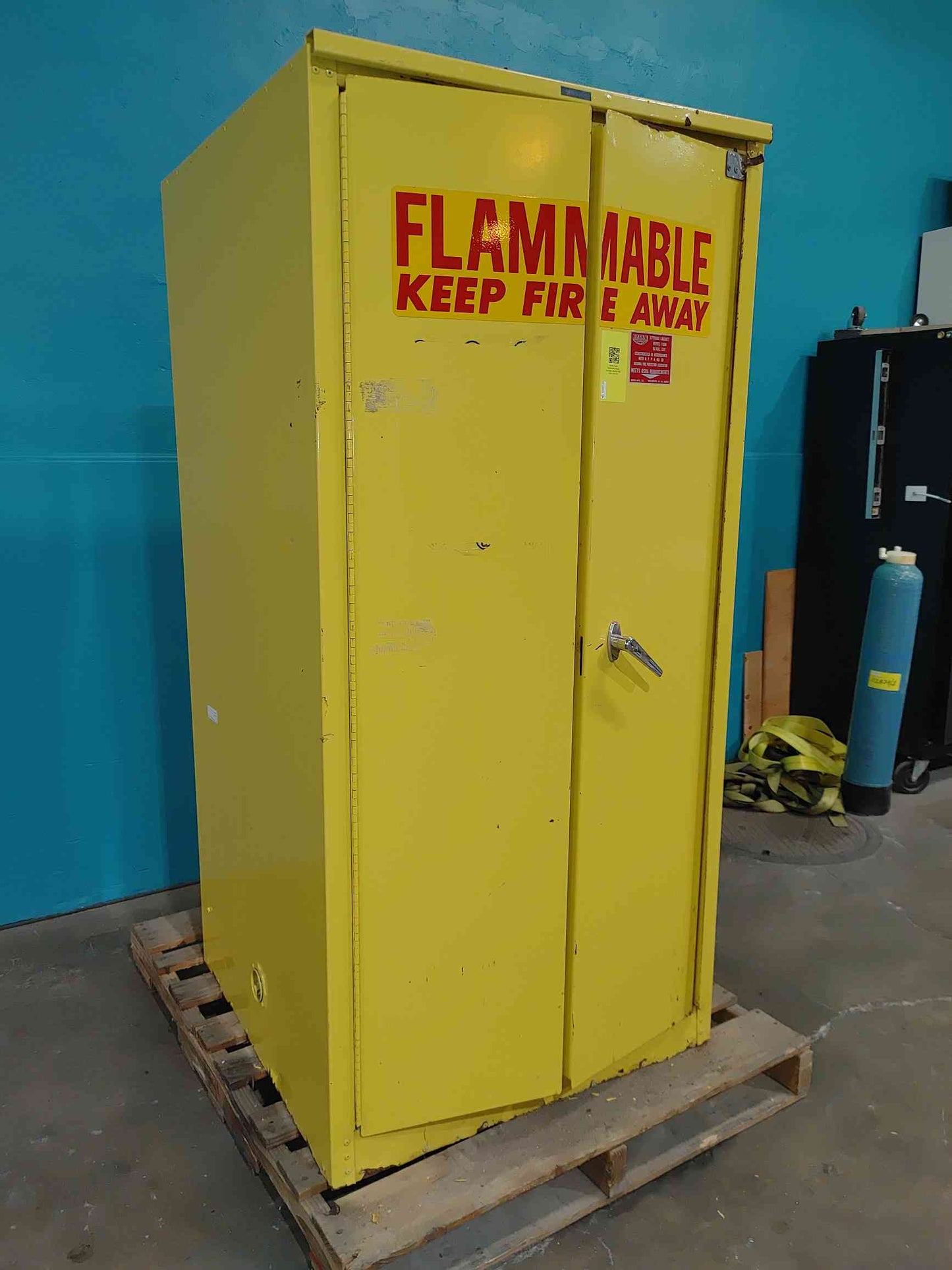 Eagle Flammable 60 Gal. Storage Cabinet 1960