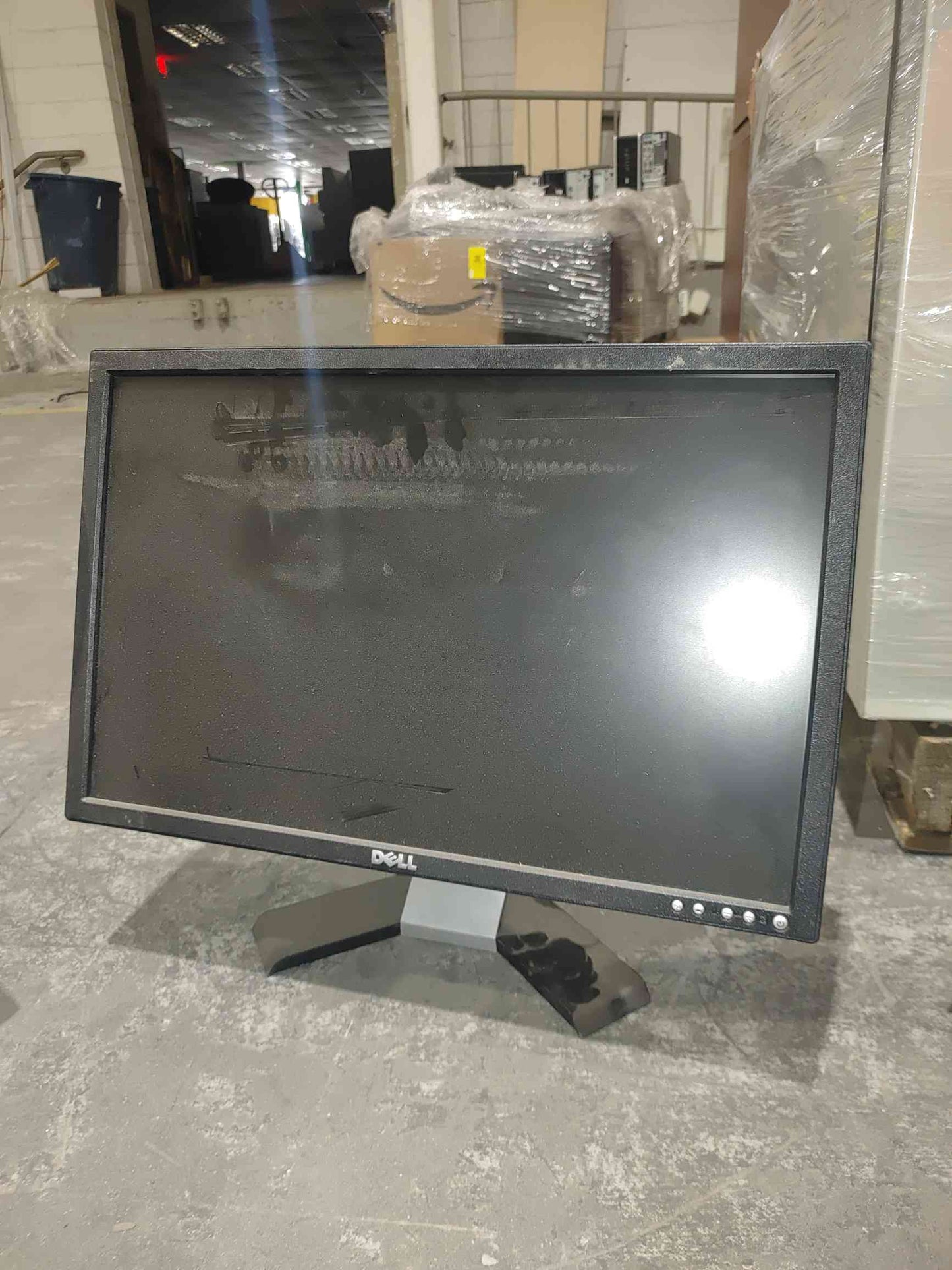 Lot Of 12 Computer Monitors (SKU: 113910)