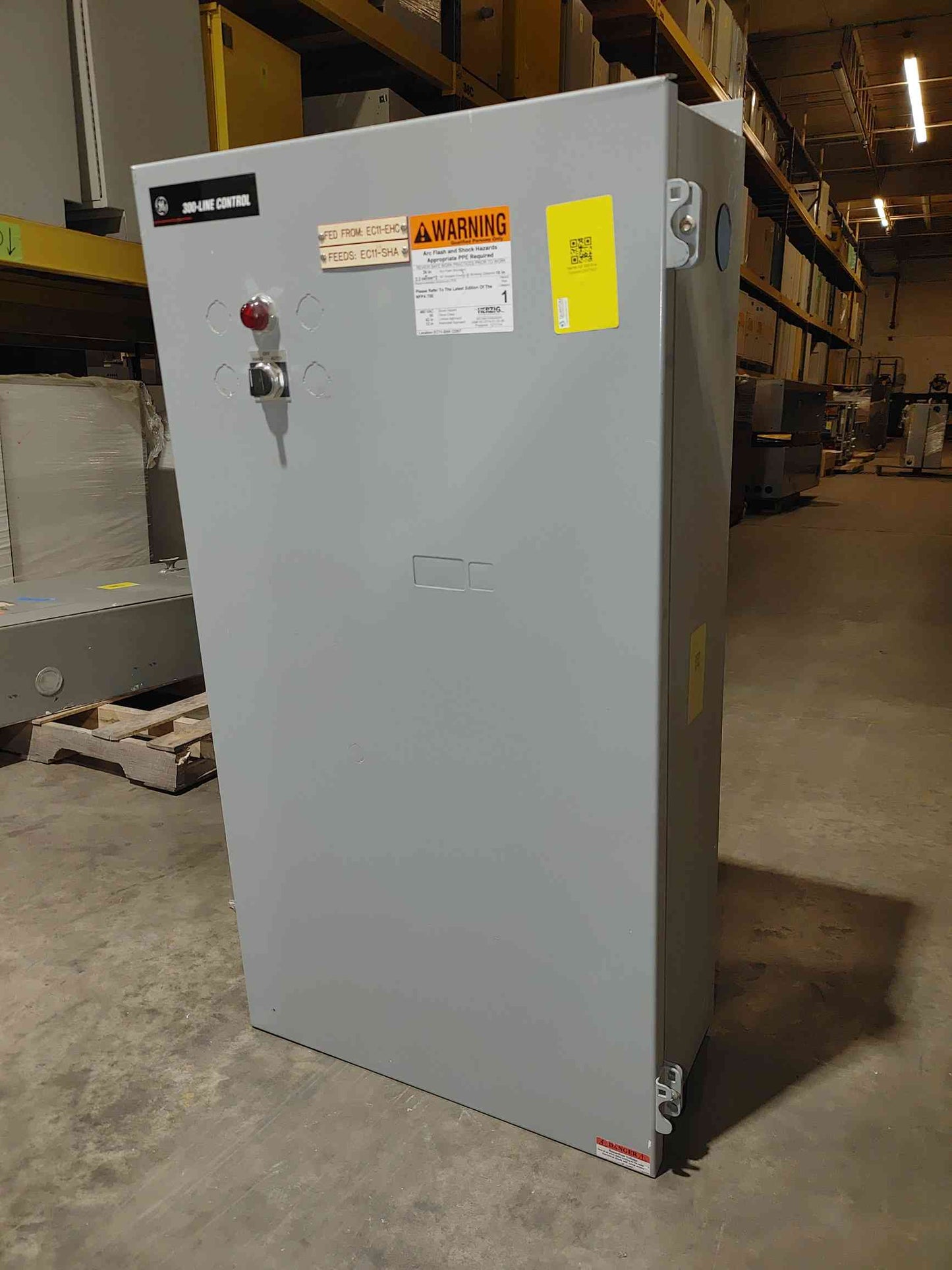 GE 300 Line Combination Motor Starter Enclosure Hand Off Auto Switch RIB Relays