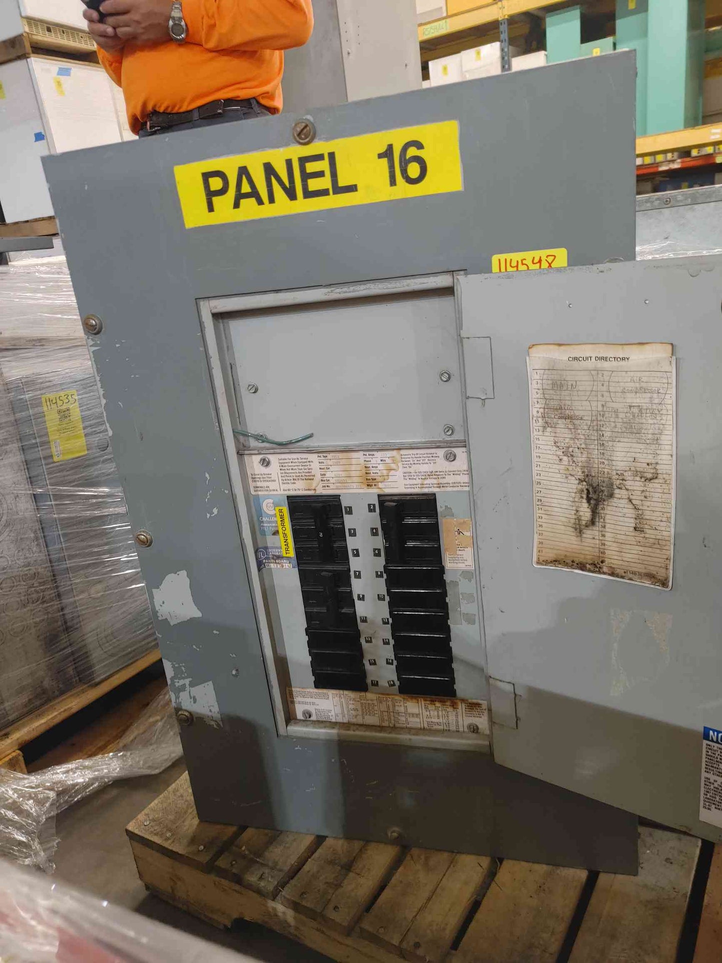Challenger PowerMaster PRL1 225A 240V Panelboard Load Center w/ 3P Breakers