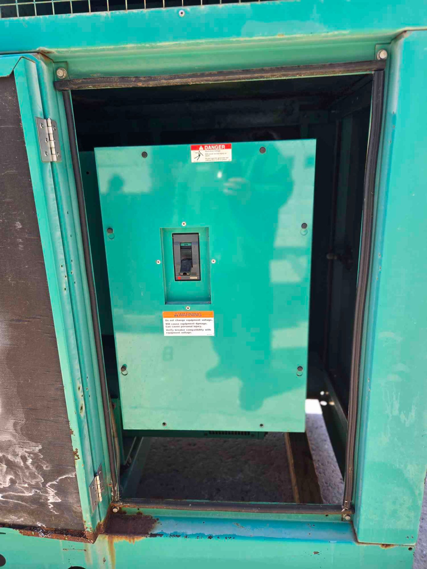 125KW Onan 8.3 Cummins Quiet Site Generator LP Nat Gas '01 954Hrs TESTED