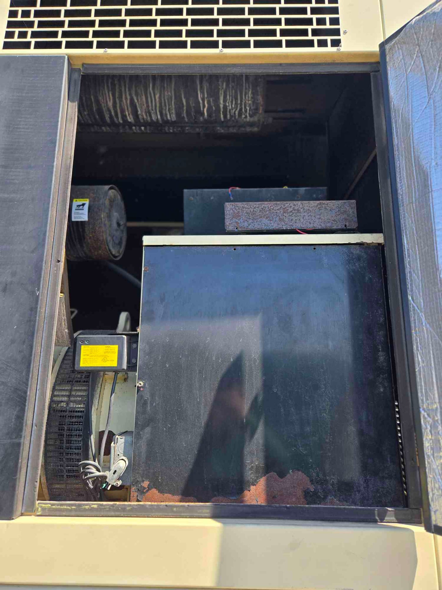 58KW 60KW Kohler Generator 4045 John Deere Diesel '05 5334Hrs. LOAD TESTED