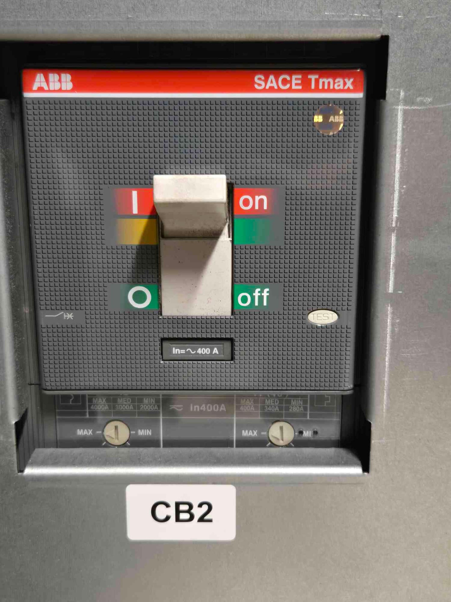 Emerson NX 200KVA UPS 480V w/ Battery Cabinet & Bypass '14
