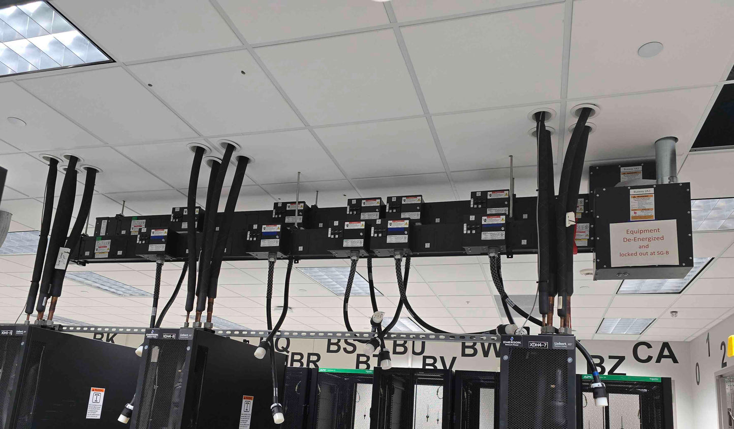 Siemens XJ-L Busway, 2011 XE400-SPEC With Tap box (SKU: 111273)