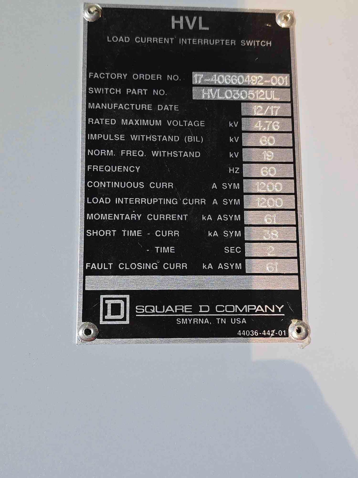 3 Section 1200A Square D Gavin Graham HV Dual Load Current Interrupter 4160V HVL030512UL 4.76KV