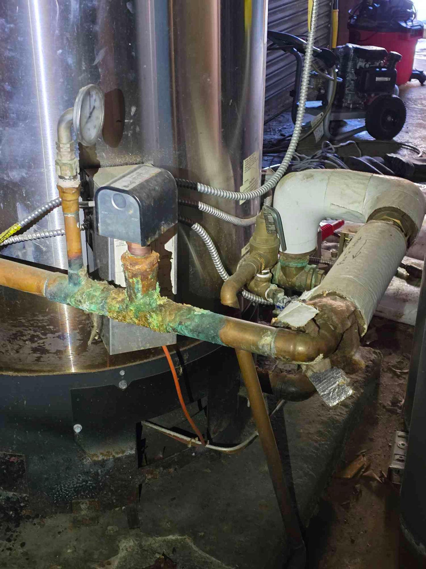 1,200,000 BTU Green Boiler Technologies A2B120NG NG Low Pressure Water Boiler 120V