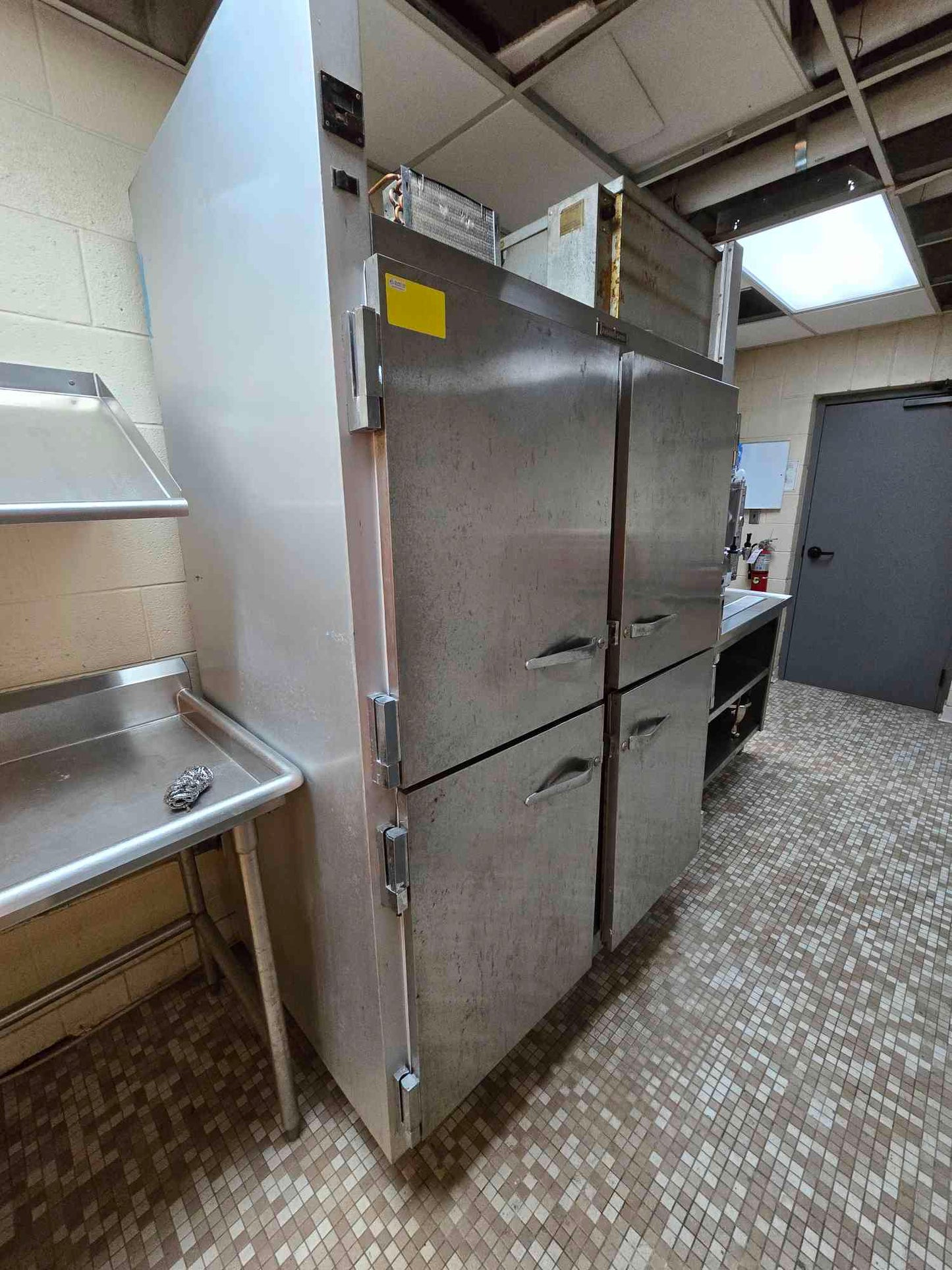 Traulsen & Co. Commercial Refrigerator / Freezer, Model G20000(SKU: 111450)