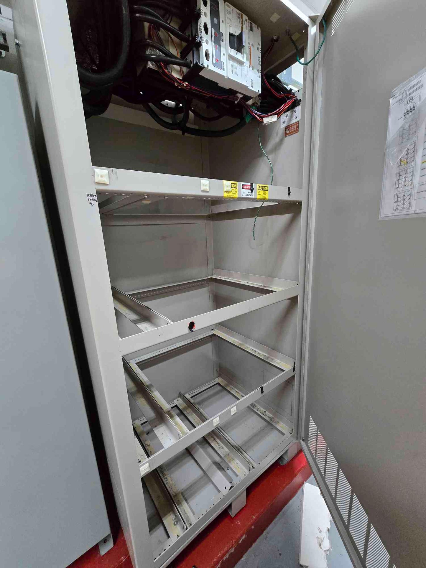 C&C Power Battery Cabinet 43T4E540-D4804B60011H04QB 480V 600A (SKU: 111531)