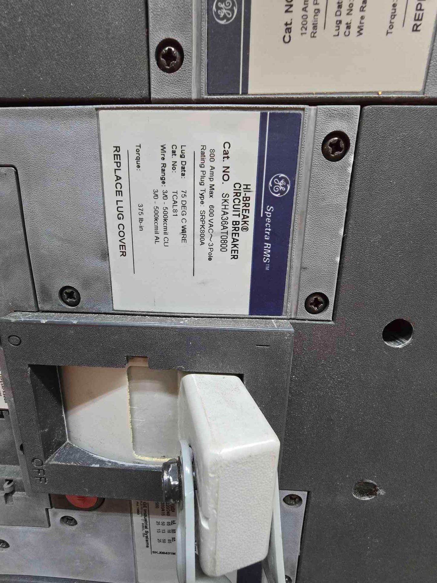 1600A Spectra Series Panelboards 480y/277v 3PH 4Wire 6 Breaker