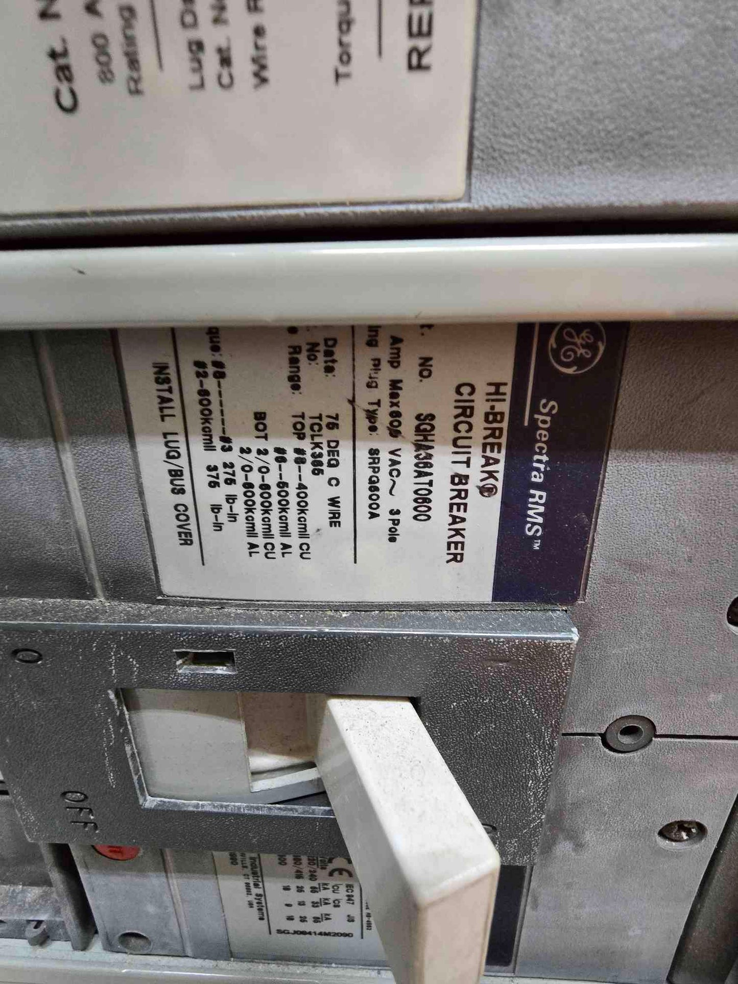 1600A Spectra Series Panelboards 480y/277v 3PH 4Wire 6 Breaker