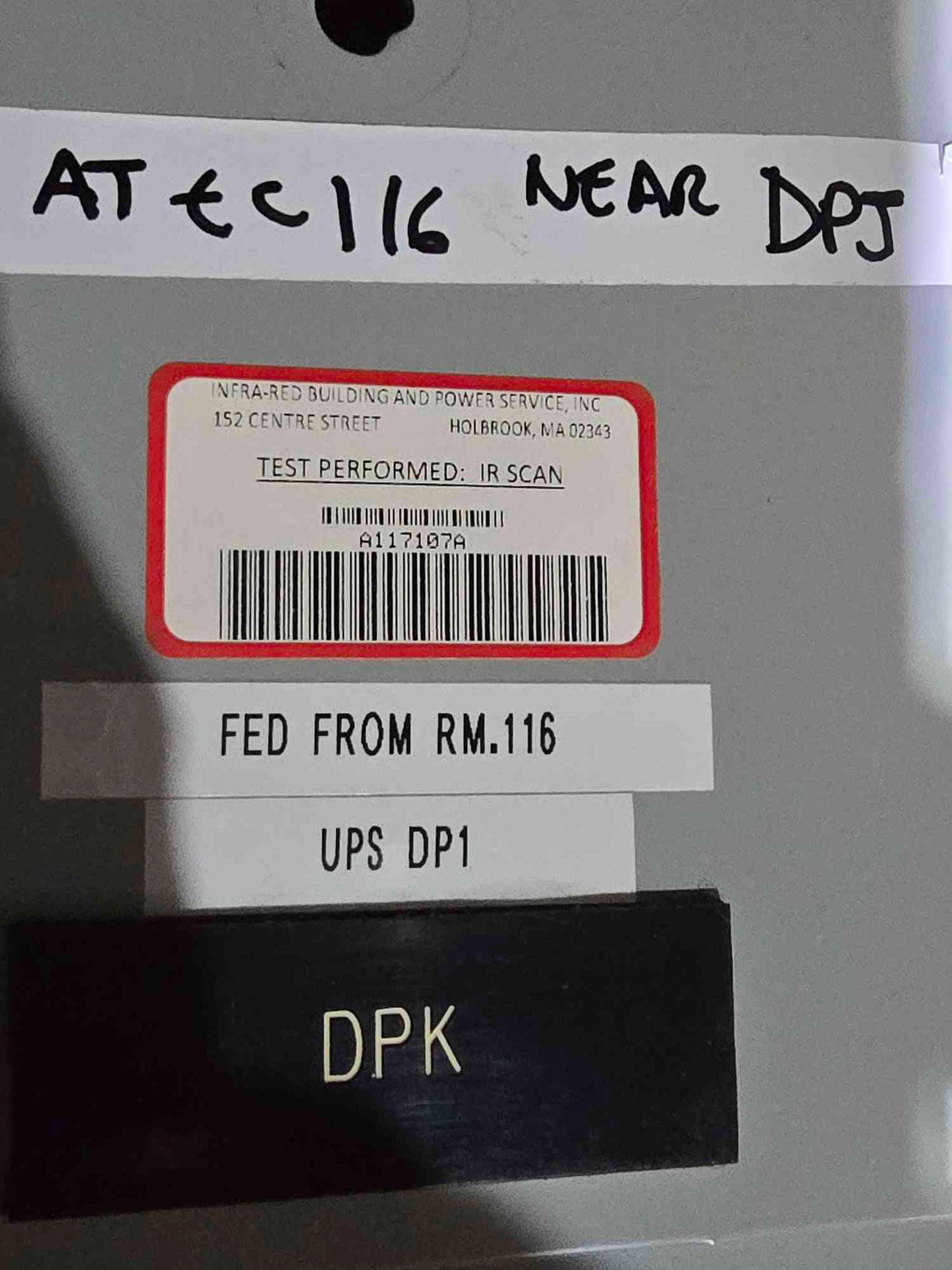 400A GE Panelboard 480v 3PH 8 Breakers