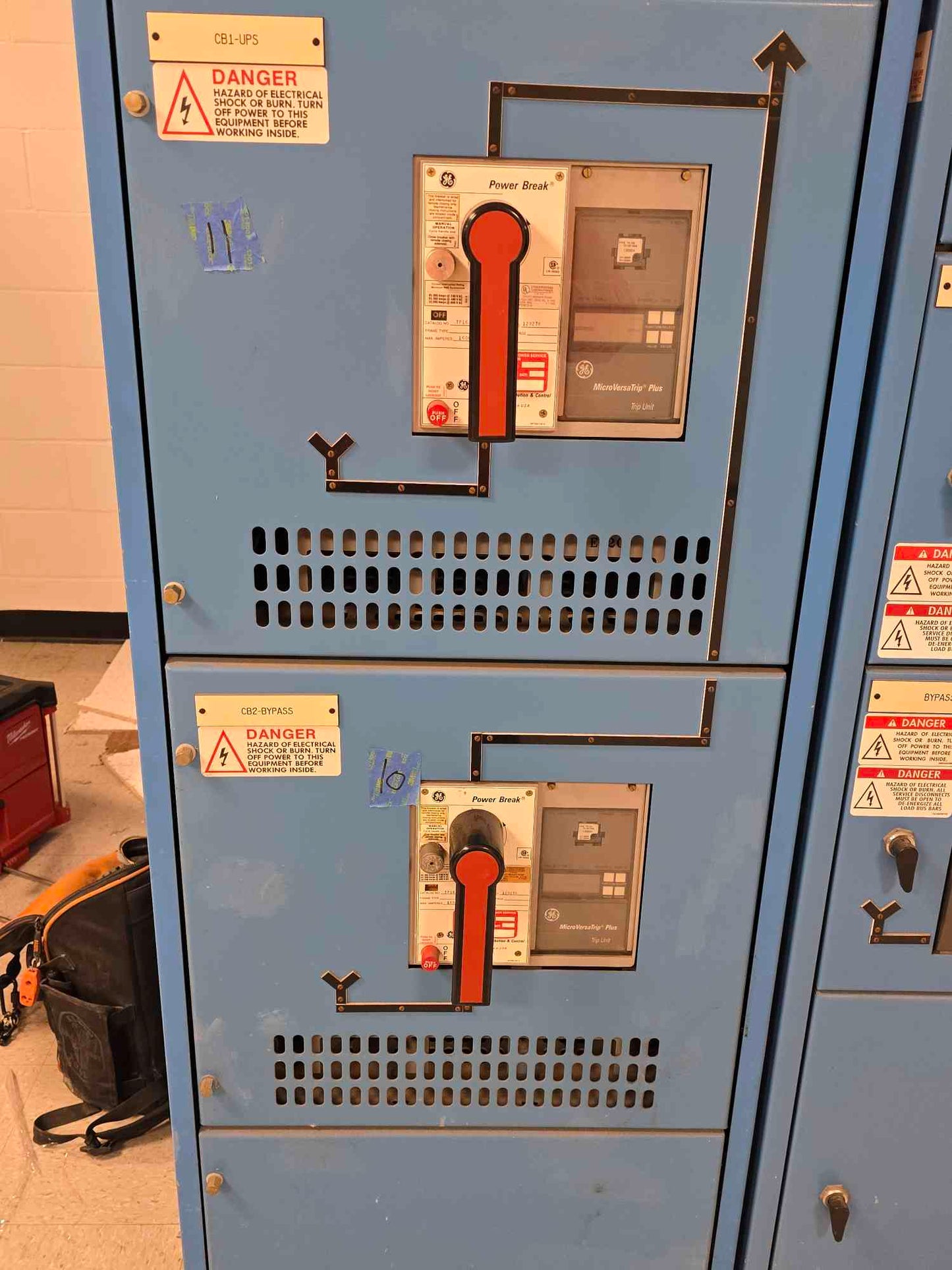 1600A GE PowerBreak Switchboard 480/277V 3PH 4 Wire 2 Breaker TP1616TTCR