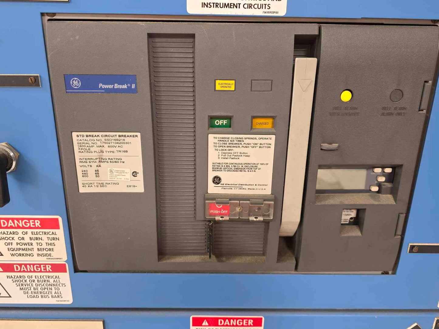 1600A GE PowerBreak II Switchboard 480/277V 3PH 4 Wire 2 Breaker SSD16B216