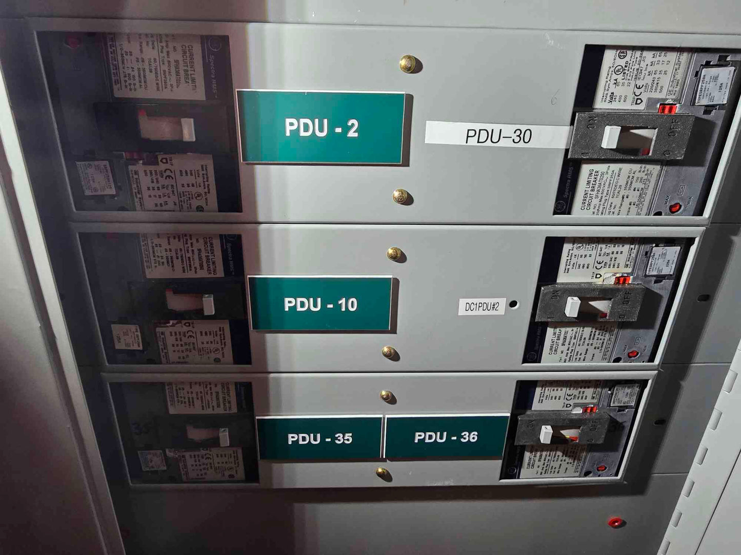 800A GE Spectra Series Panelboard 480/277V 3PH 6 Breaker Distribution