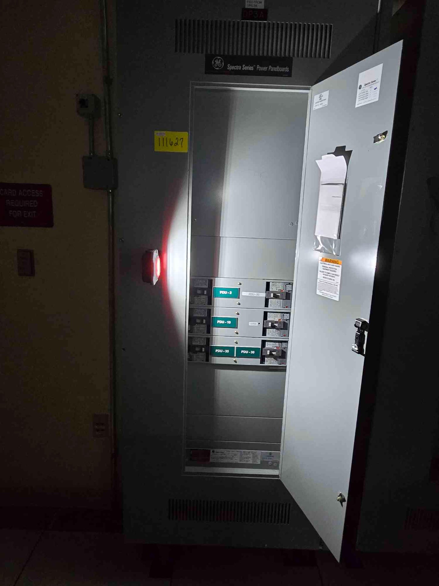 800A GE Spectra Series Panelboard 480/277V 3PH 6 Breaker Distribution