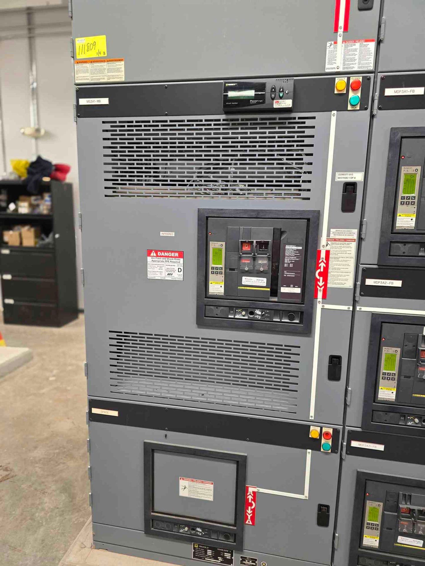 Square D Power-Zone 4 Switchgear 4000A Main NW40H2 & 8x NW16H2 1600A Breakers - Cell 3