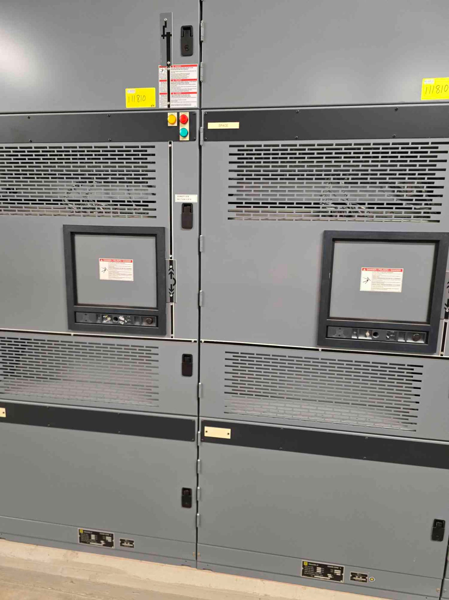 Square D Power-Zone 4 Entry Switchgear 9 Section 4000Amp NW40H3 MasterPact Breakers - Cell 3