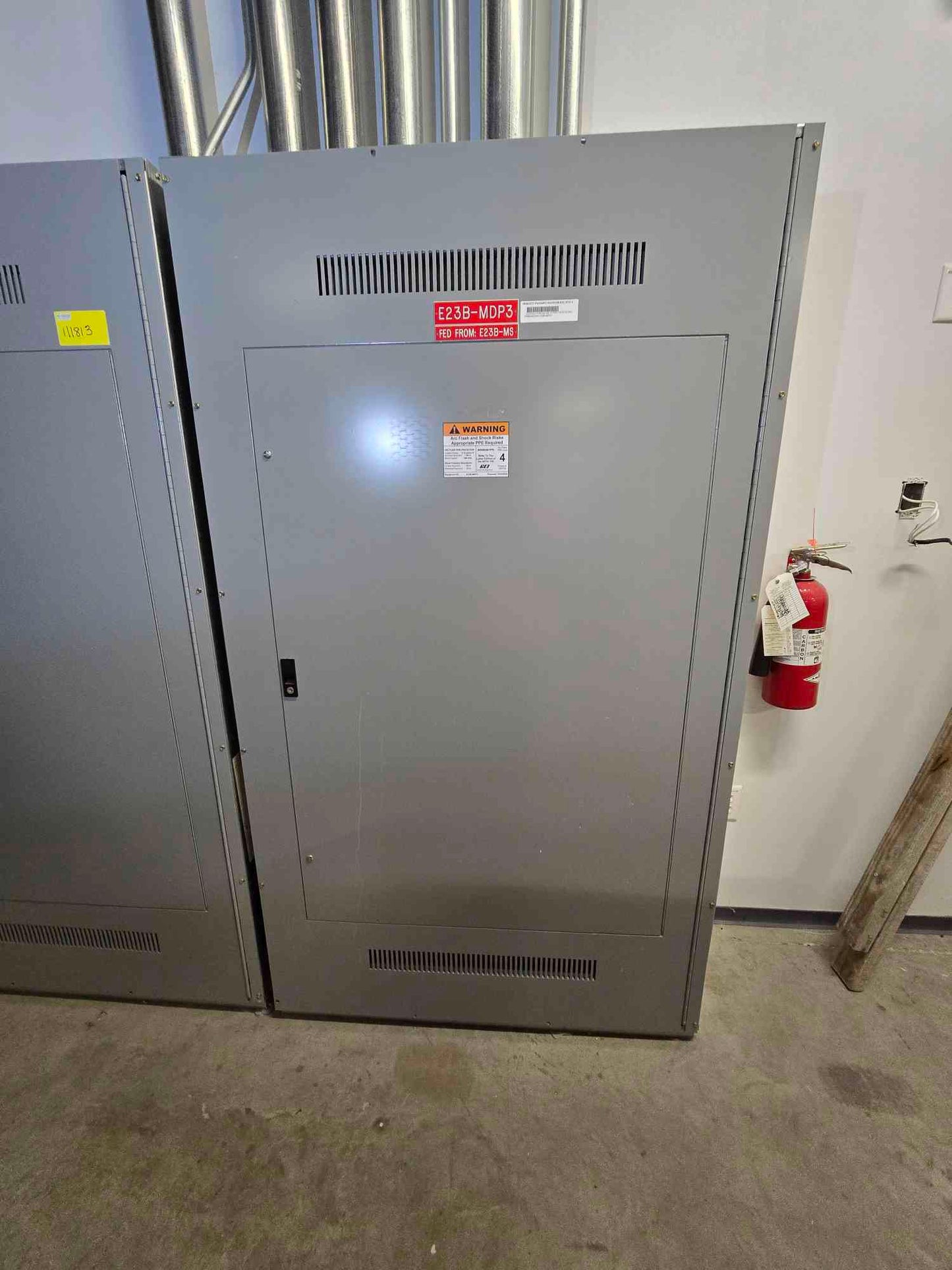 GE Spectra Series 800A 480V 3PH 3W Panelboard 3 Breakers Meter & Main - Cell 3