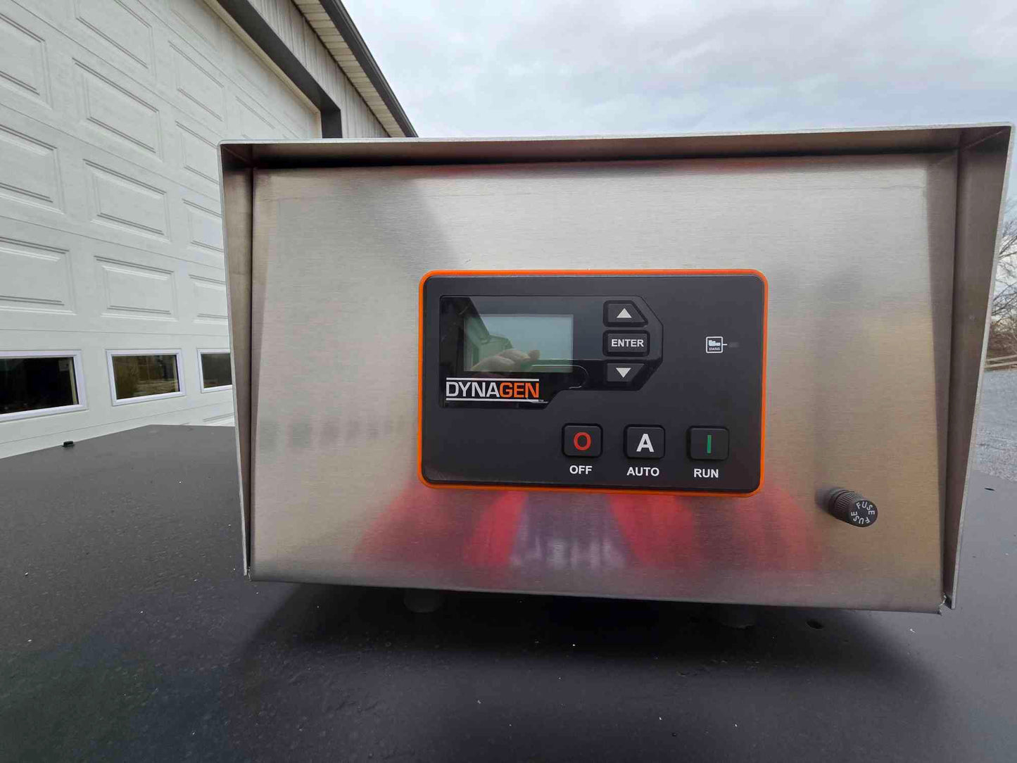 600KW Generac V12 Doosan Diesel Generator 3PH 277/480 '10 960Hrs TESTED