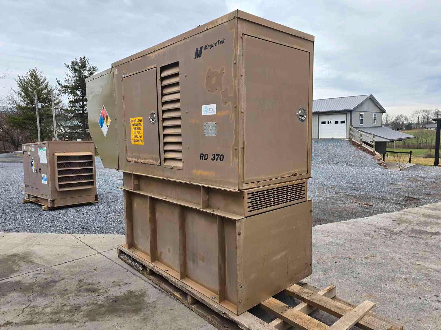 30KW Magnetek Perkins RD370 Diesel Generator 1&3PH '98 1115Hrs TESTED