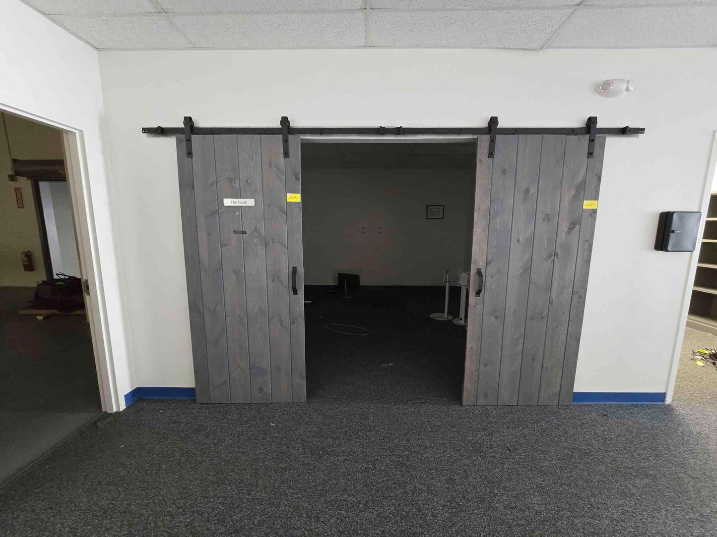 Wooden Sliding Barn Doors 36x84