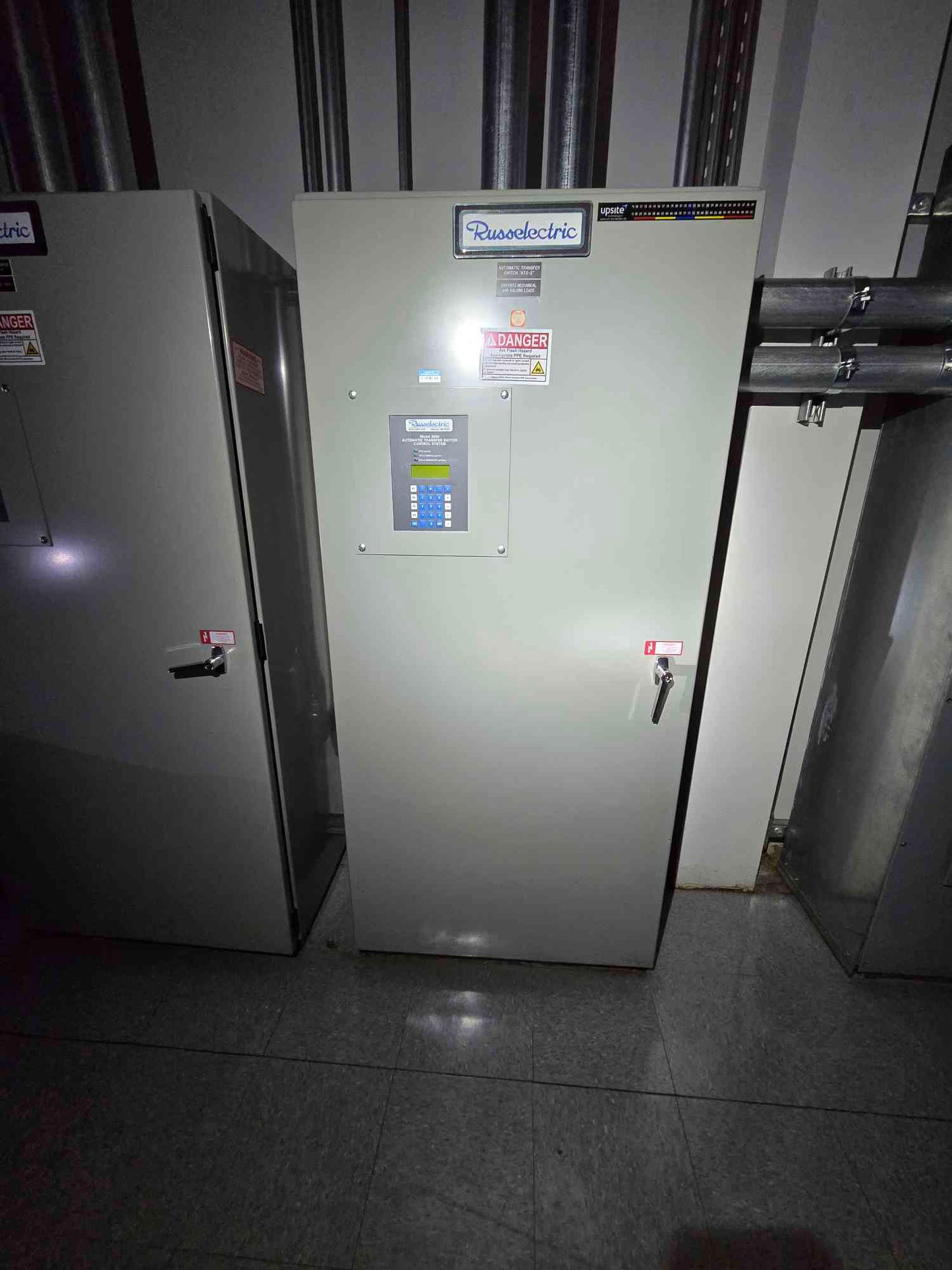 600A Russelelectric Model 2000 ATS Control System 277/480 3 Phase