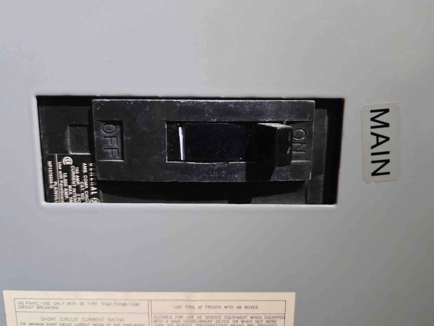 225A GE A Series Panelboard 208y/120 3PH Breakers & Main