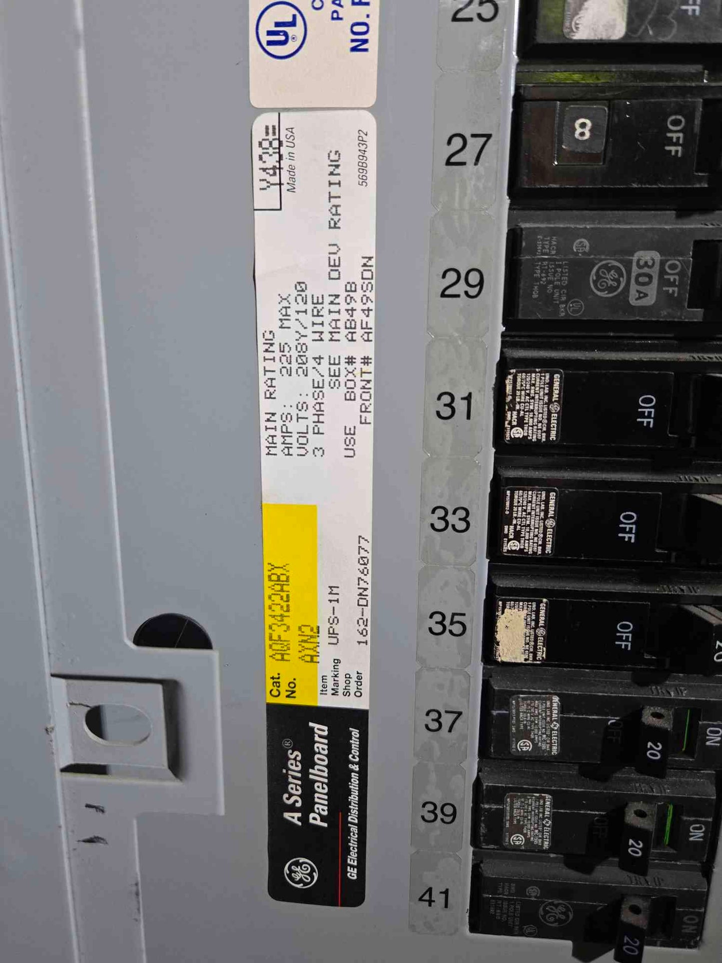 225A GE A Series Panelboard 208y/120 3PH Breakers & Main