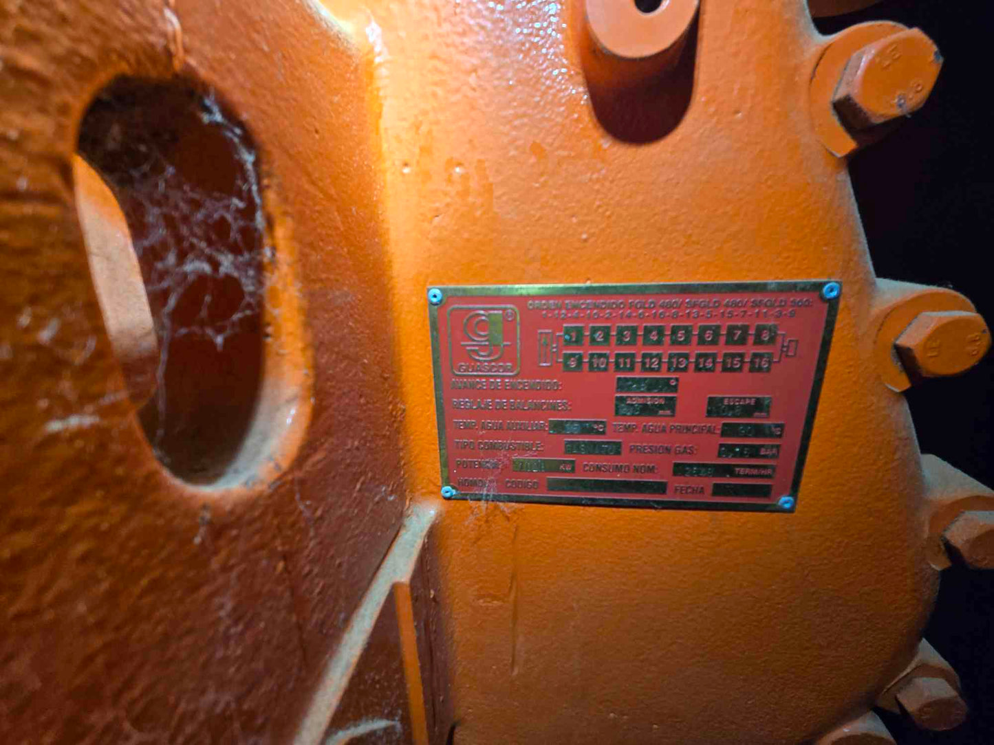 850KW Guascor MagnaMax Generator 575RSL4044 Nat Gas 480V 3PH