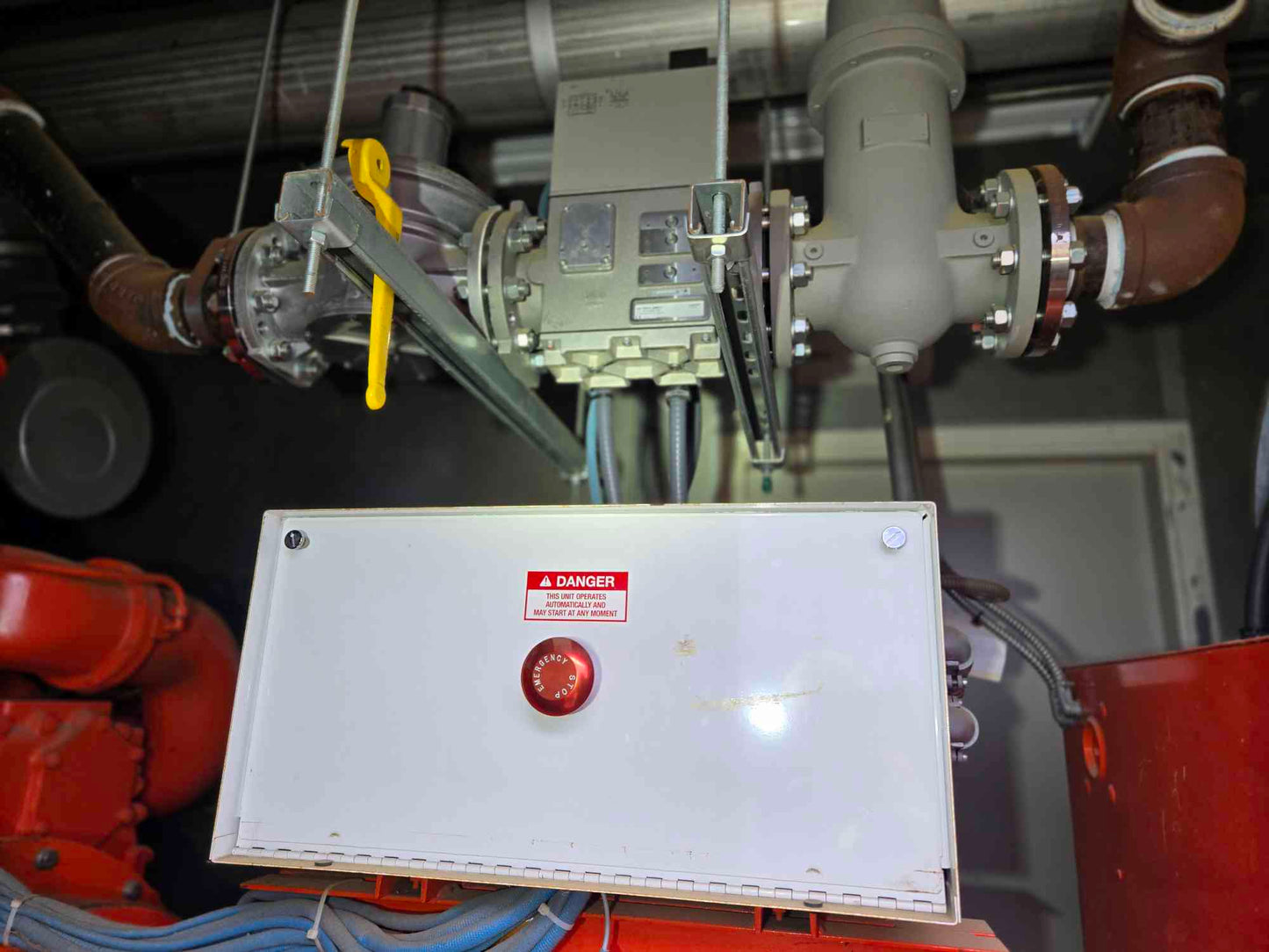 850KW Guascor MagnaMax Generator 575RSL4044 Nat Gas 480V 3PH