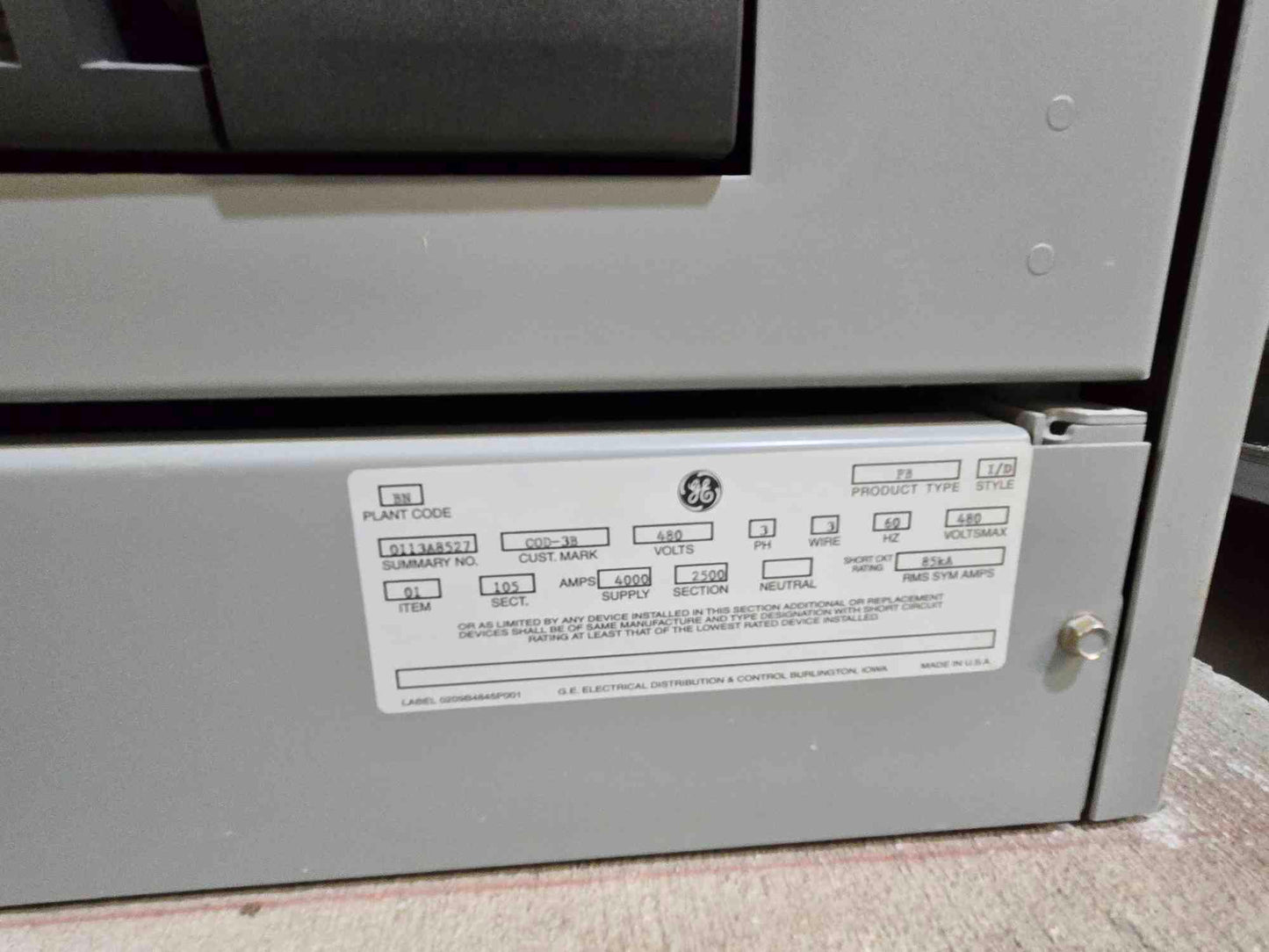 4000A GE Power Break Switchboard Switchgear Dual SSD 4000A Main & 14 SHF 800A Sub Feeds - Cell 3