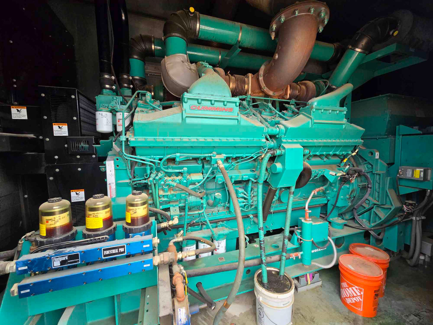 2MW 2000KW 2 Megawatt Cummins Diesel Generator 3PH 2000DQKAB 7200/12470v - Cell 3