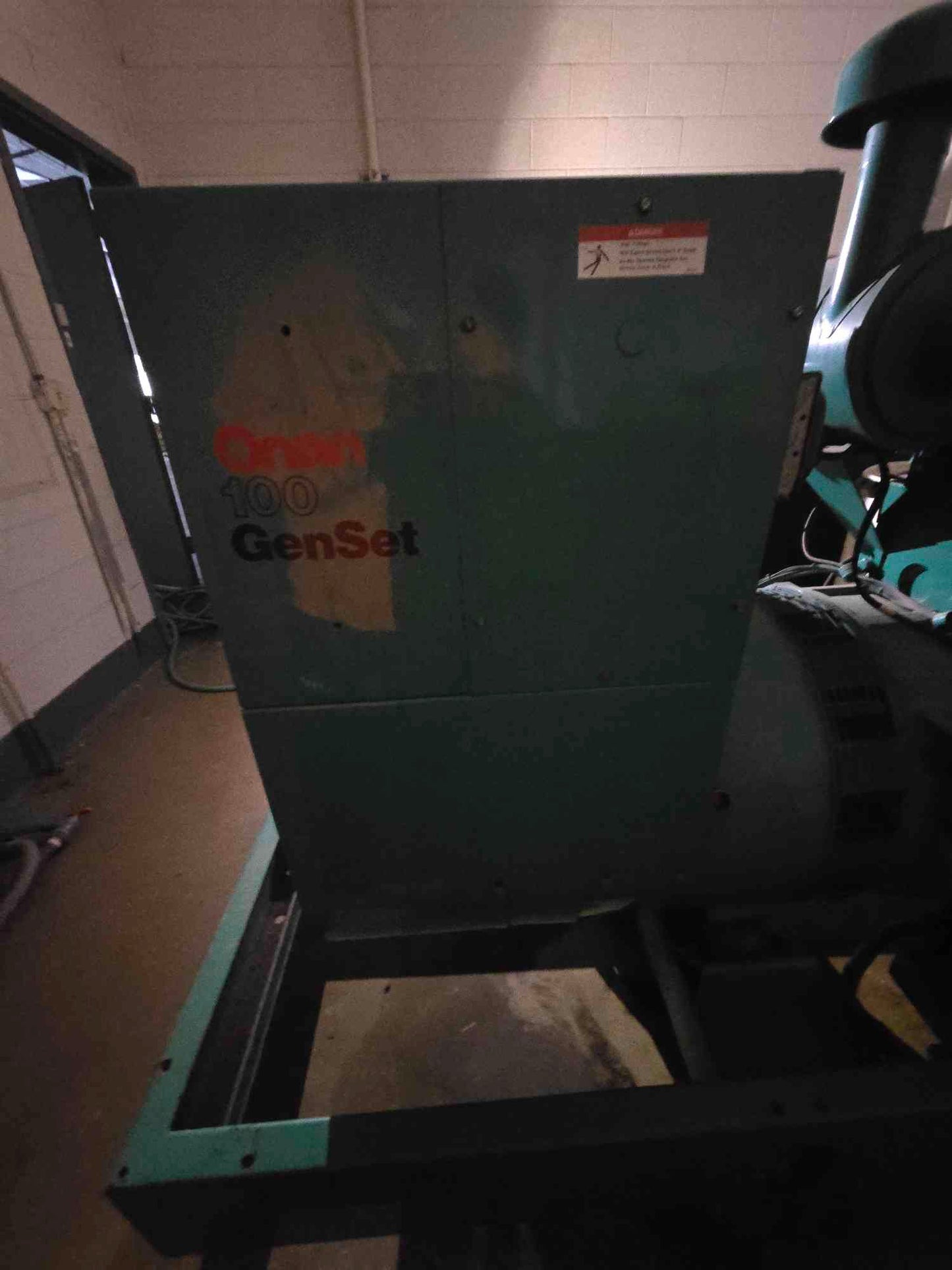 100kW Diesel Generator 100GDBL Cummins 6BT 5.9L Turbo Standby GenSet 120/240/480V