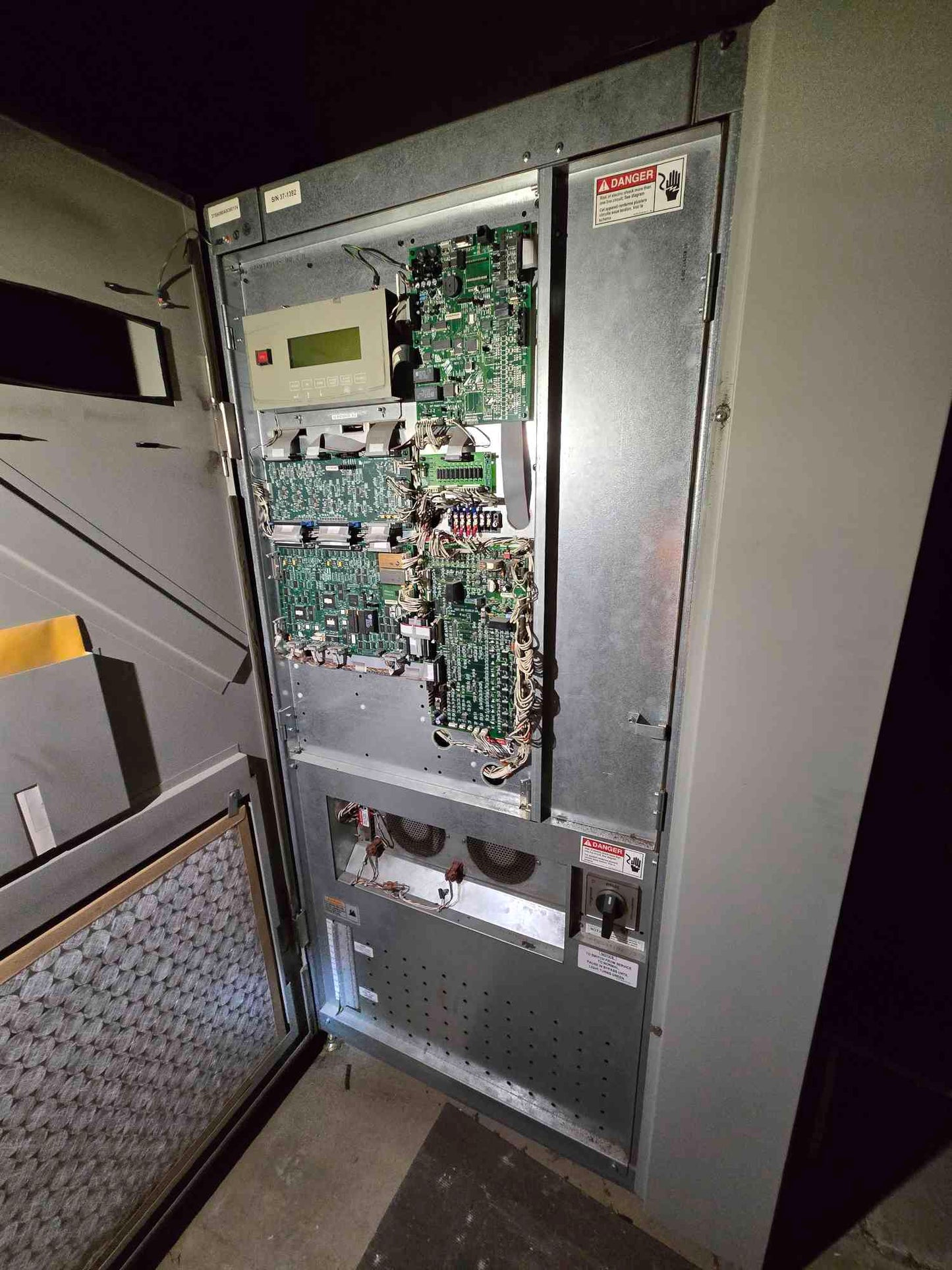 80kva Liebert NPower UPS 480Vac 87A 60Hz '02