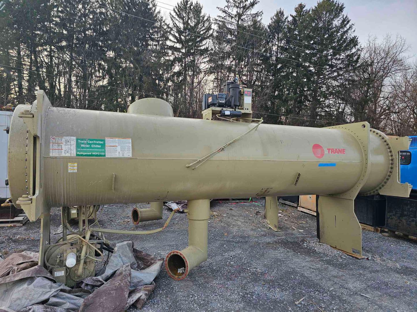 1200 Ton Trane Water Chillers CVHF1300 ’17 15K/20K Hrs (108456).