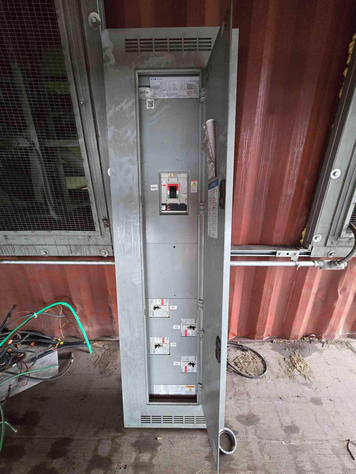 Eaton Pow-R-Line PRL3a 600A 480V Panelboard LGE3630NN Main Breaker HFD2150