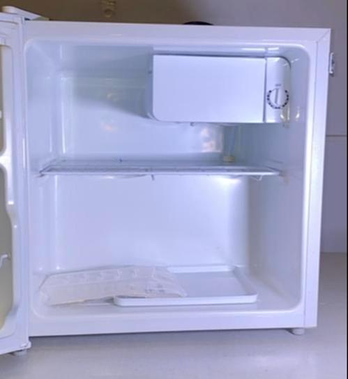 SANYO Mini Fridge SR-A1780W(S6LLST4421)