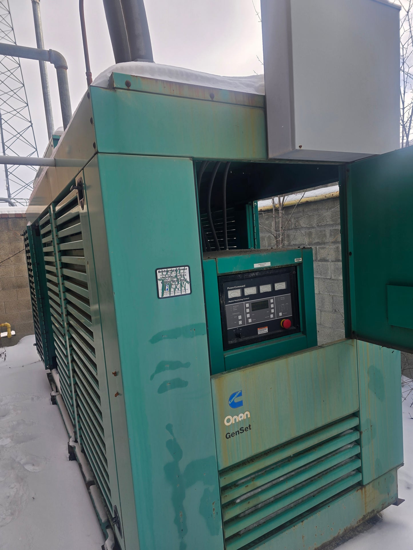 Cummins Onan 500kW Diesel Generator DFED-4491103 PowerCommand Enclosed 480V