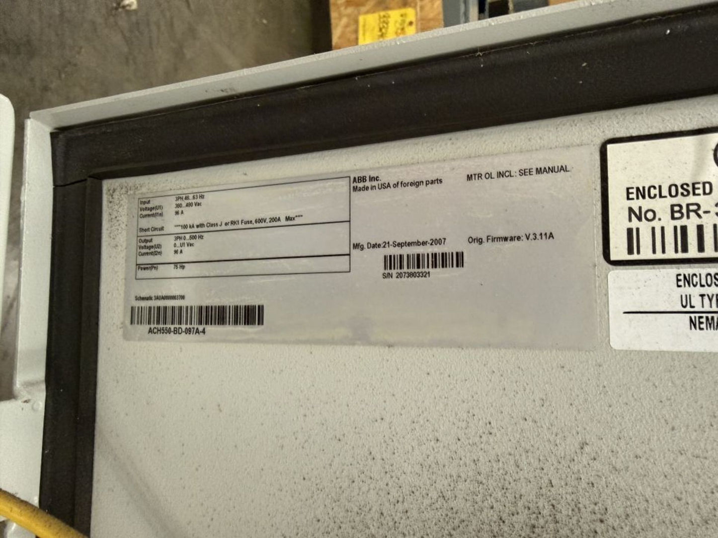 ABB ACH550-BD-097A-4 75HP 480V VFD HVAC Drive w/ E-Clipse Bypass Disconnect