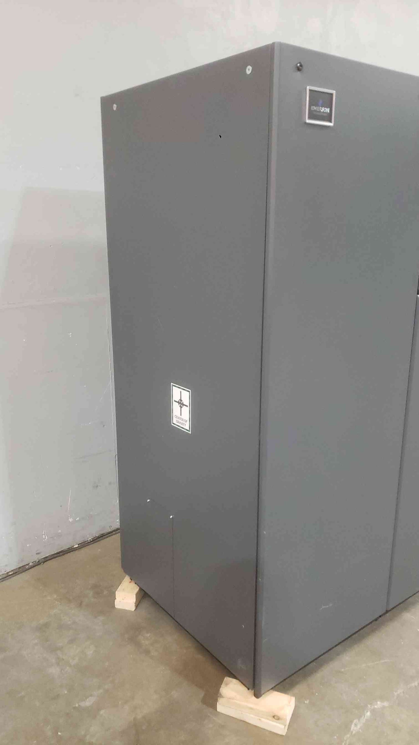 Liebert 208V 15 Ton 3PH Crac Unit DS053K DC000902S (SKU: 111795)