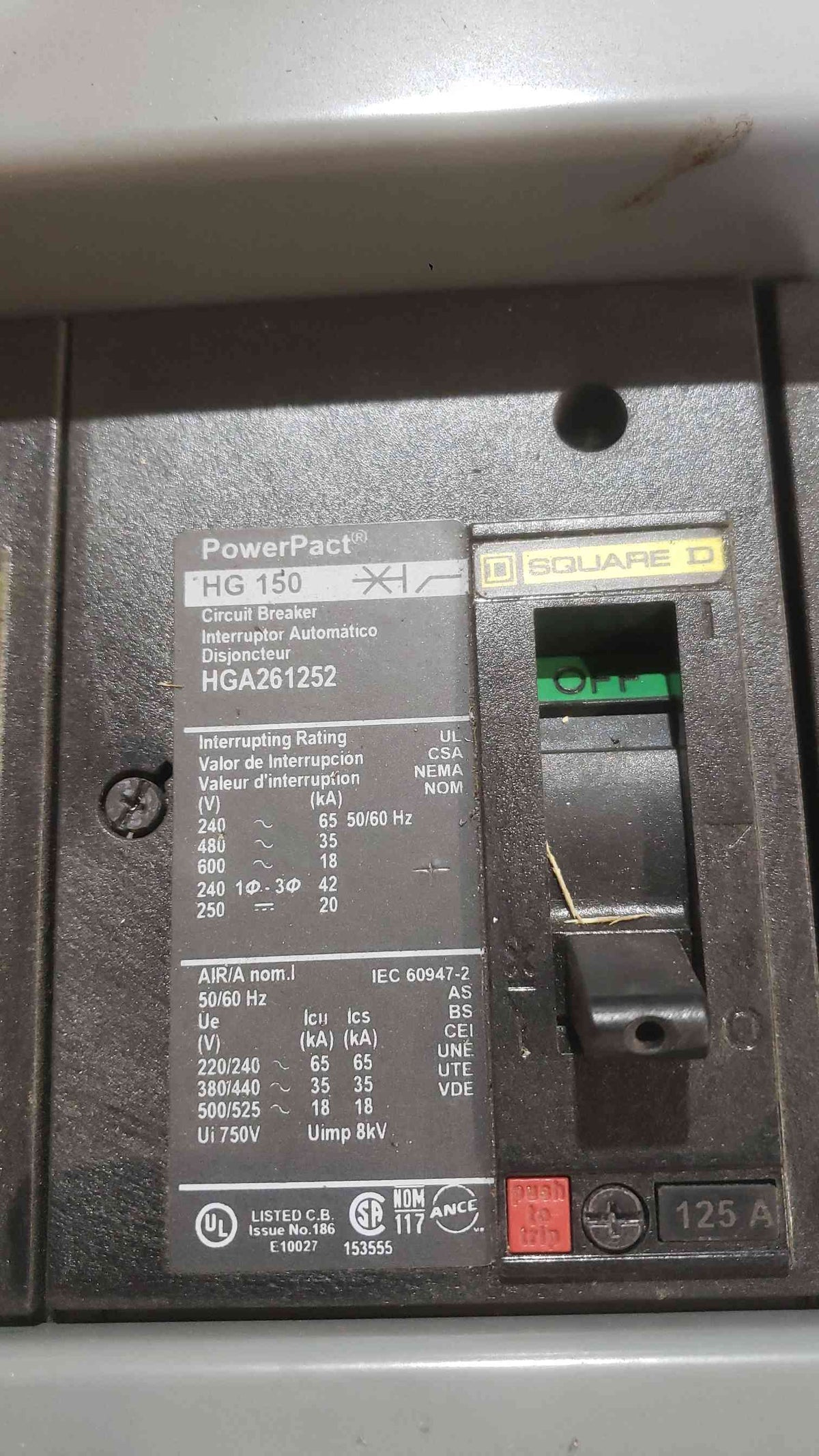 Square D 225A 208/250/250V Max 3W Panelboard 11 Breakers (SKU: 112537)