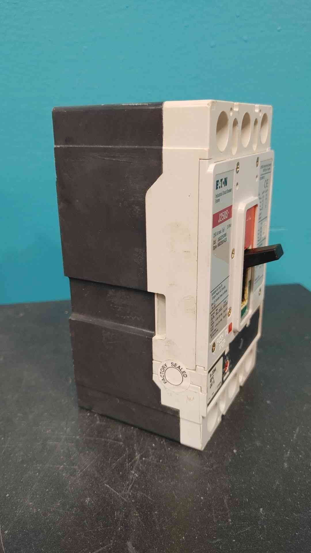 Eaton JGS3250NN 250A 3 Pole 600V Circuit Breaker J-Frame J250S MCCB