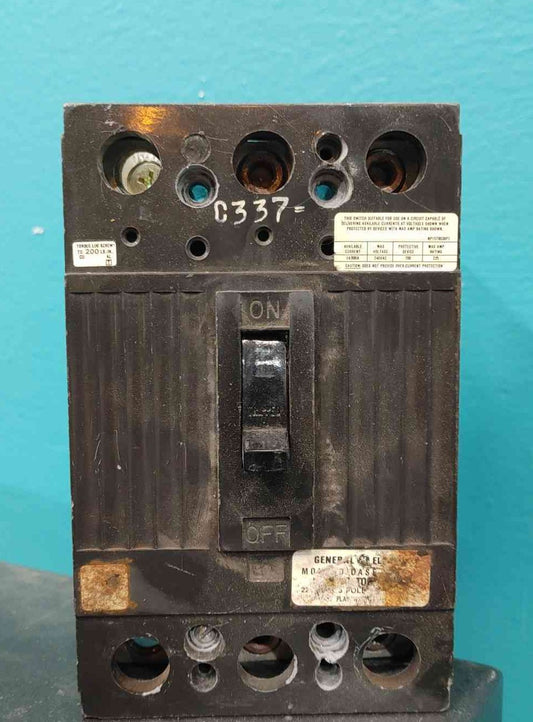 GE General Electric TQD32225 225 Amp 3 Pole 240V Molded Case Switch