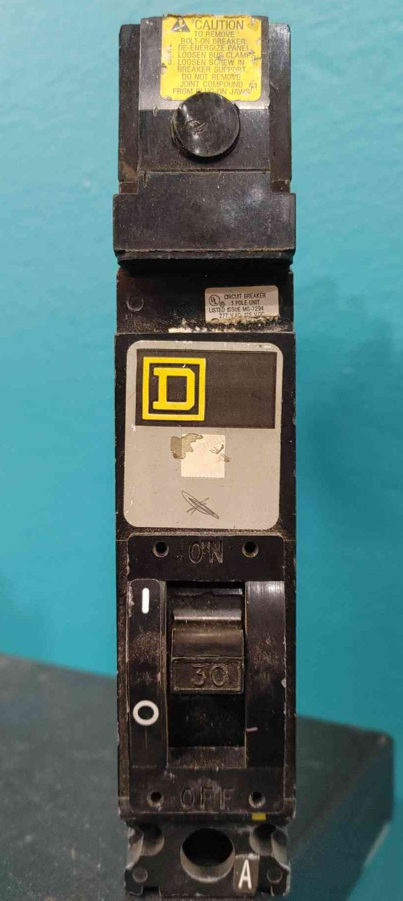 Square D EDB14030 30 Amp 1 Pole 277V Bolt-On Circuit Breaker
