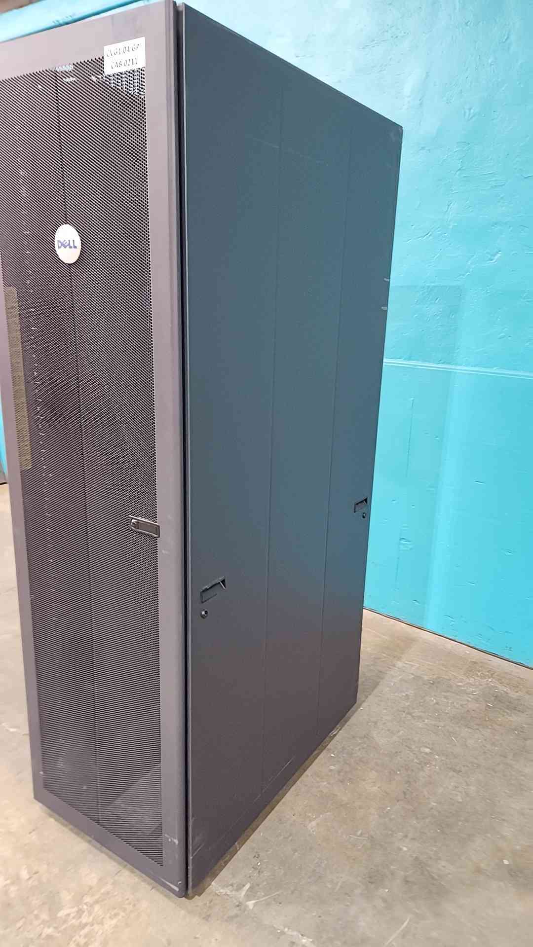 Dell PowerEdge 4210 42U Server Rack Cabinet Enclosure 0GJ575 PS38S Rolling