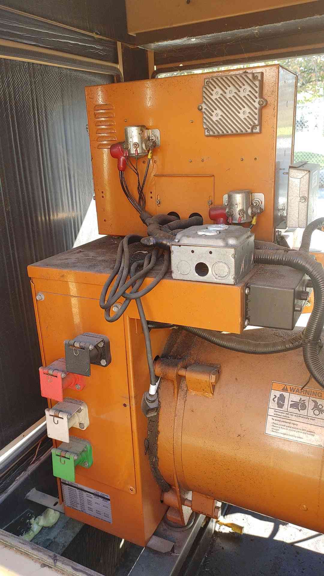Generac SD0030 30kW Diesel Generator John Deere 2.4L 120/240V 1-Phase Enclosed