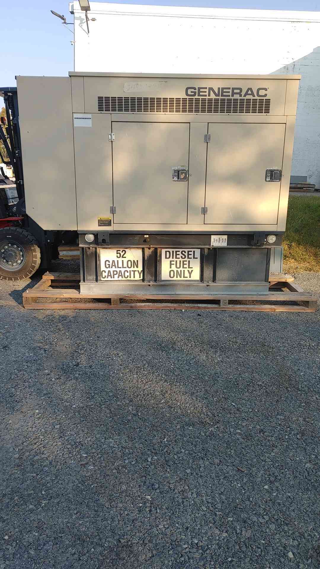 Generac SD030 30kW Diesel Generator John Deere 120/240V 1PH Sub-Base Tank Tested